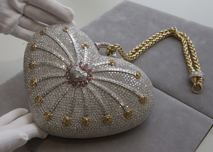 Mouawad 1001 Nights Diamond Purse za 3,8 milionu dolarů
