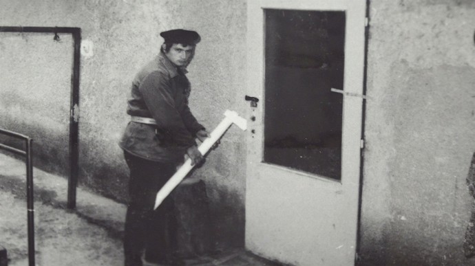 Štefan Svitek, horehronský rozparovač. Jeho krutost odnesla celá jeho rodina.
Štefan Svitek, horehronský rozparovač. Jeho krutost odnesla celá jeho rodina.