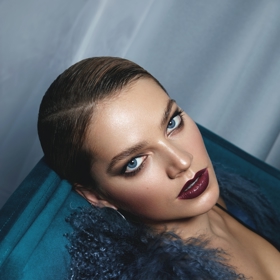 Glamour styl se nese v duchu noblesy a podmanivé krásy. 

