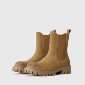 Chelsea boots, YOURTURN, 960 Kč

