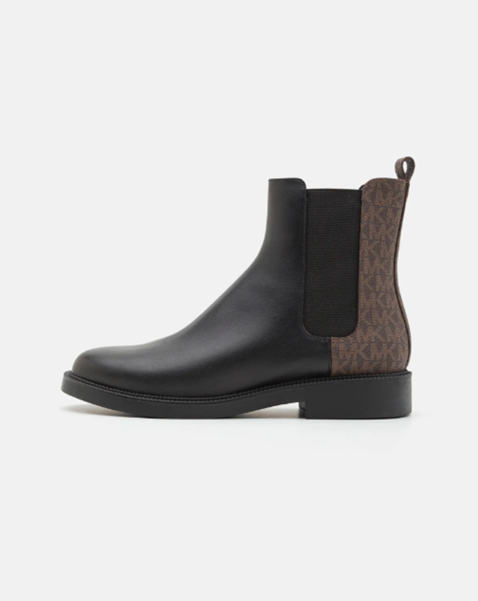 Chelsea boots, MICHAEL Michael Kors, 4700 Kč
