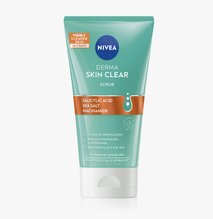 Derma Skin Clearčisticí pleťový peeling, Nivea, 158 Kč
