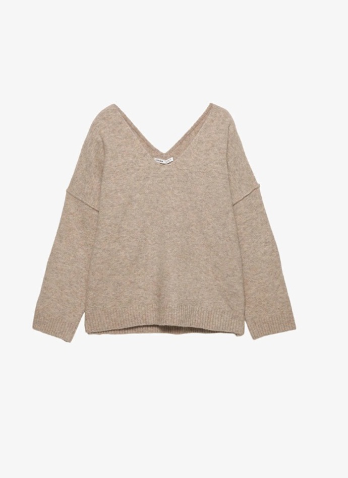 Oversized svetr, PULL&BEAR, 499 Kč
Oversized svetr, PULL&BEAR, 499 Kč