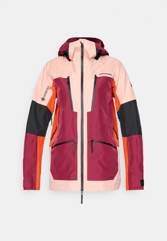 Peak Performance, 19 200 Kč, zalando.cz
Peak Performance, 19 200 Kč, zalando.cz
