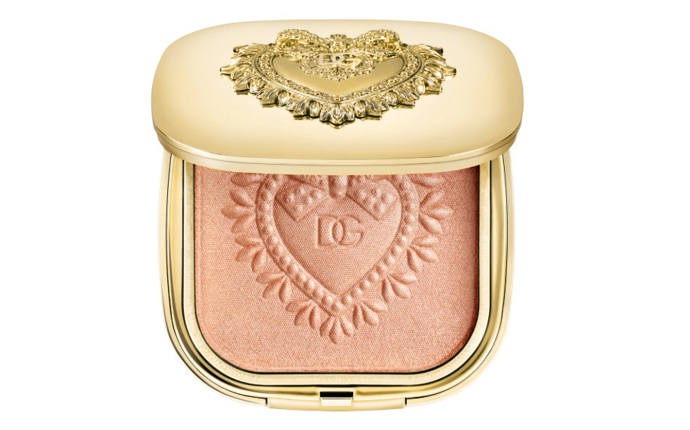 Luxusní rozjasňovač, Dolce&Gabbana, 1 330 Kč
