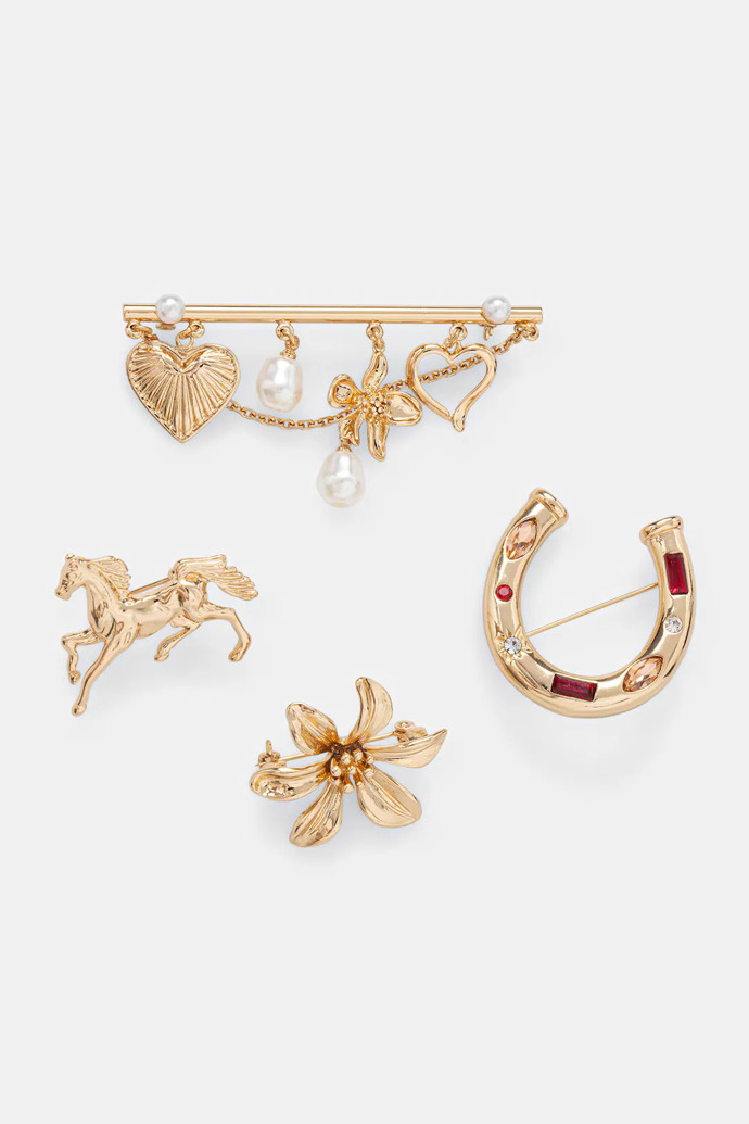 Set broží Aldo, 649 Kč, prodává Answear
Set broží Aldo, 649 Kč, prodává Answear
