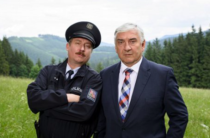 Robert jako strážmistr Topinka po boku Miroslava Donutila
Robert jako strážmistr Topinka po boku Miroslava Donutila