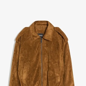 Koženkový bomber, Bershka, 999 Kč
