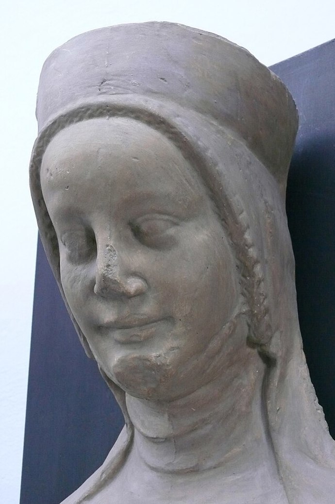Eliška nebyla žádná křehká květina, která by jen nečinně vyšívala u okna, ale hrdá dědička trůnu, která se pro záchranu rodové cti nebála jít do otevřeného konfliktu i se svým vlastním manželem.
