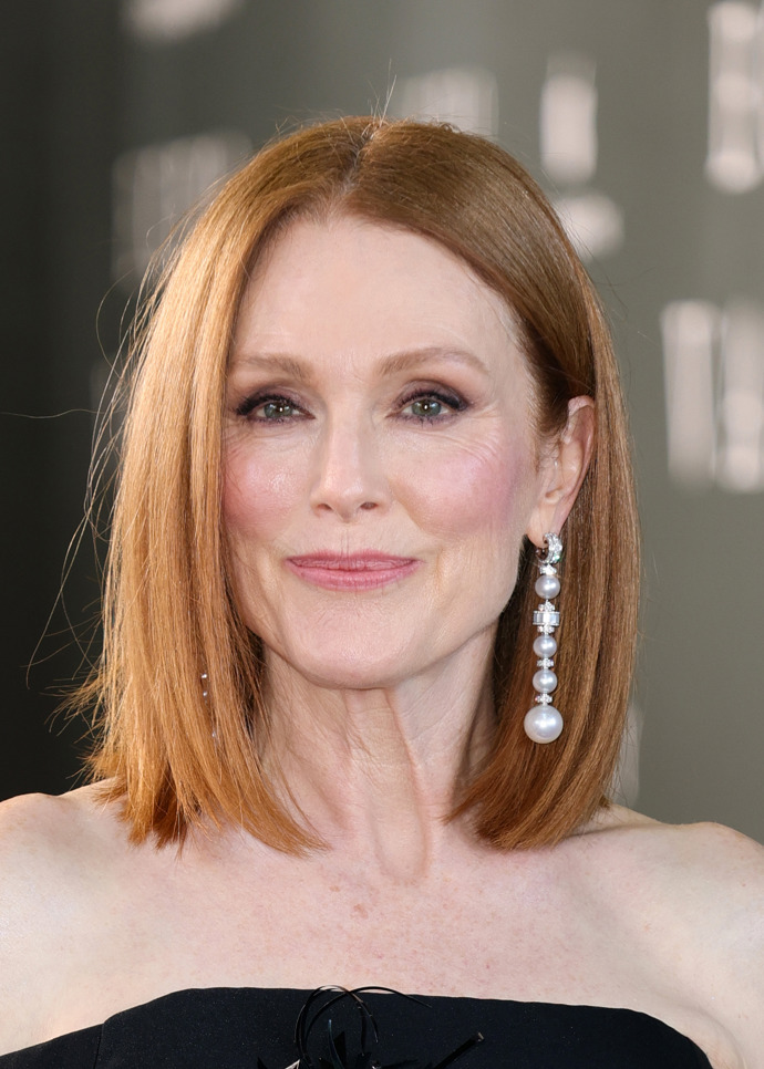 Střih, barva… Julianne Moore je ideální kandidátkou pro vaši inspiraci ke kadeřnici
Střih, barva… Julianne Moore je ideální kandidátkou pro vaši inspiraci ke kadeřnici