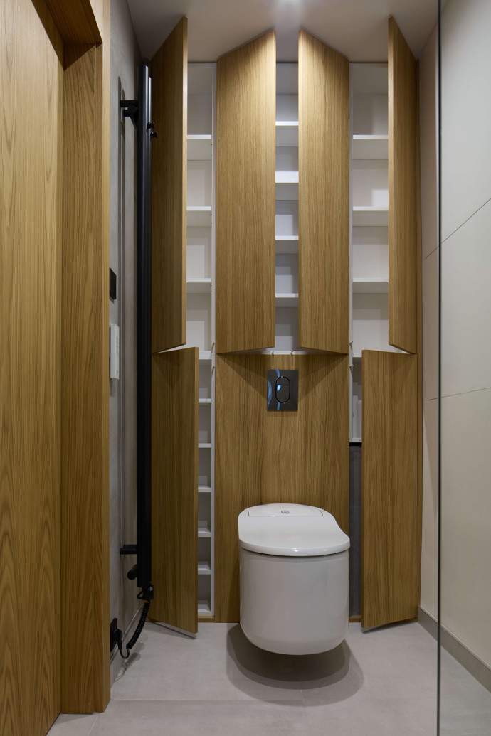Byt funguje jako elegantní a uklidňující útočiště ve velkoměstě. 
