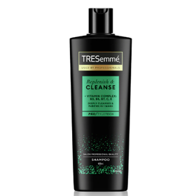 Šampon, TRESemmé, 132 Kč
