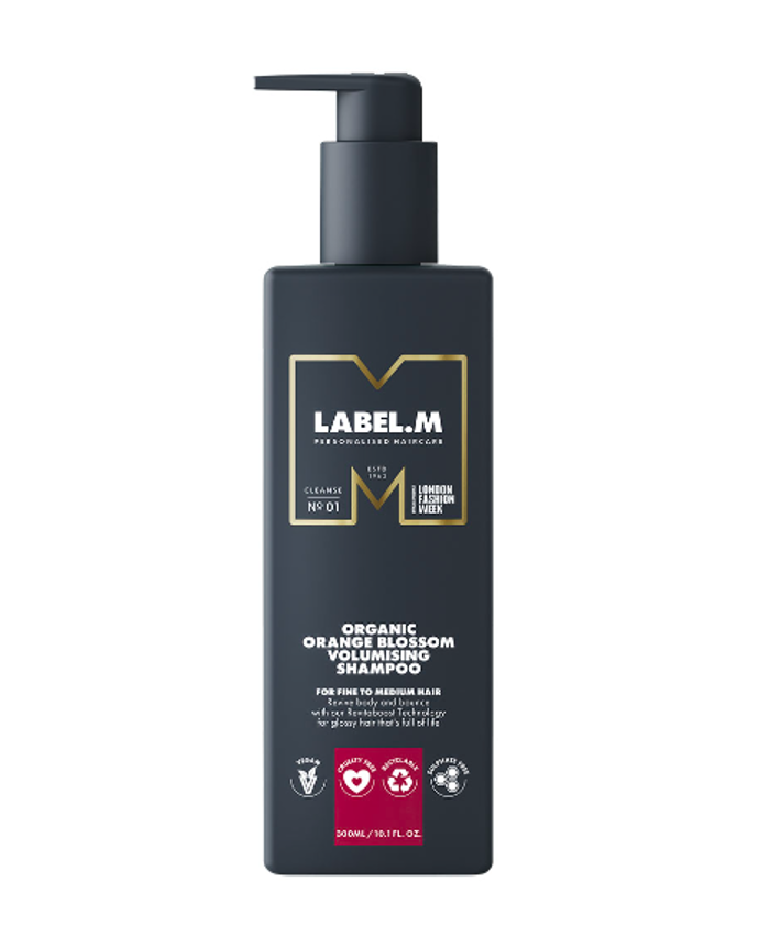 Šampon, Label.M, 1125 Kč
Šampon, Label.M, 1125 Kč
