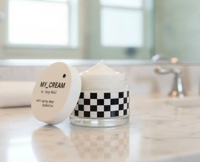 Denní i noční pleťový krém My_Cream, Tery Wolf, 2 790 Kč
