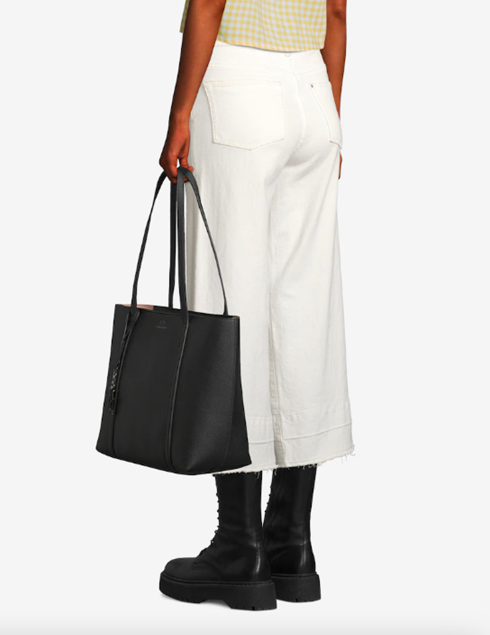 ARMANI EXCHANGE 3278 Kč
