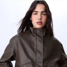 Bunda z umělé kůže Stradivarius, 1199 Kč, prodává Zalando
