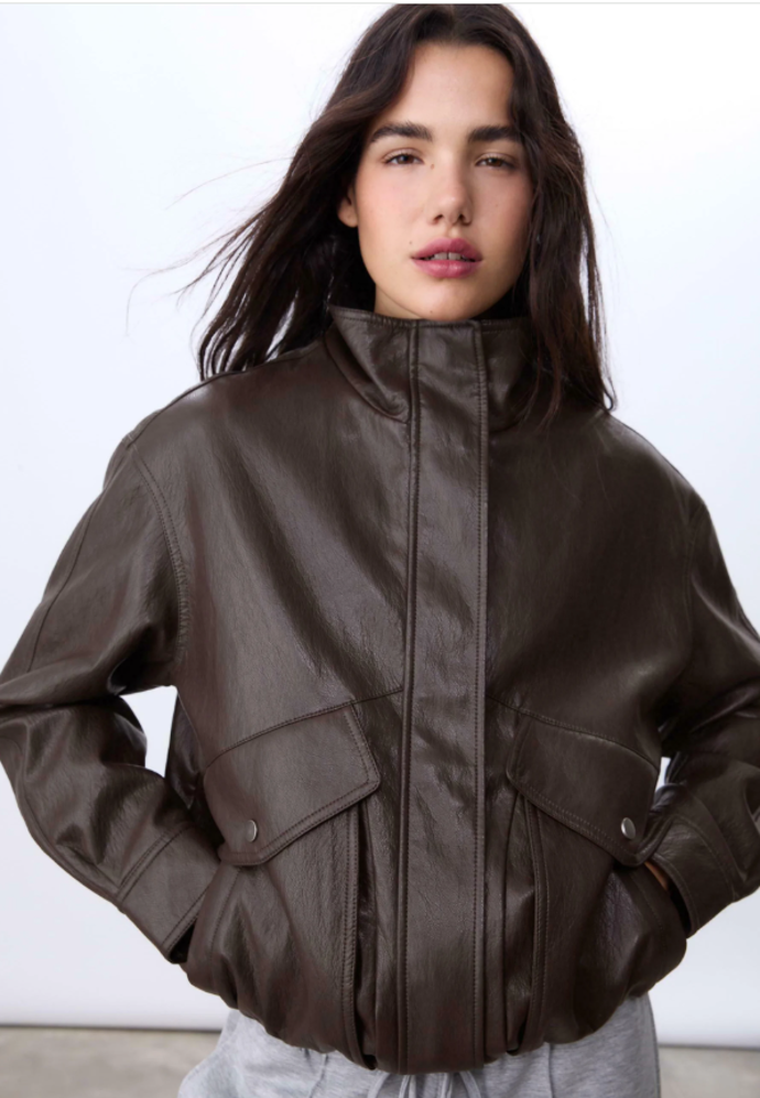 Bunda z umělé kůže Stradivarius, 1199 Kč, prodává Zalando
