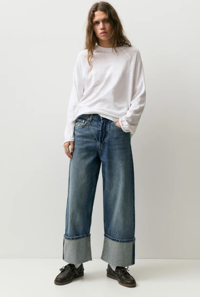 Široké džíny s výrazným ohrnutím, PULL&BEAR, 849 Kč
