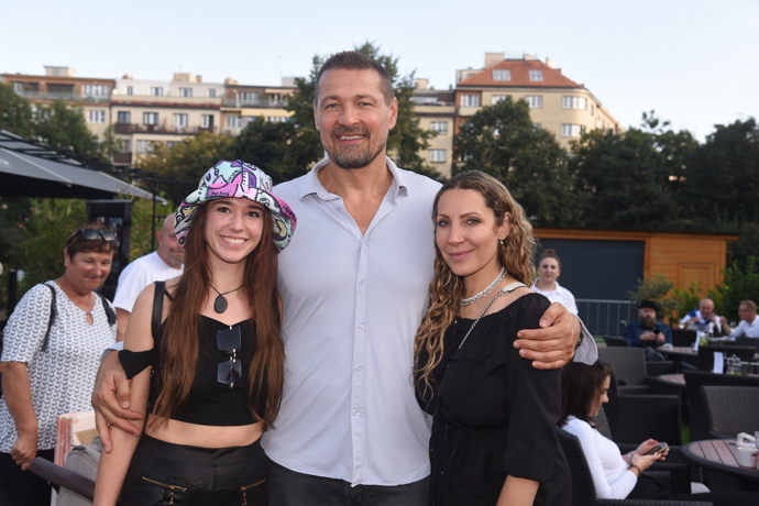 Aneta, Petr Jákl a Olga Lounová
Aneta, Petr Jákl a Olga Lounová