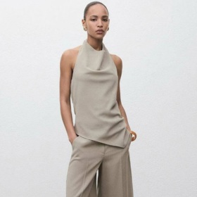 Elegantní bermudy, Mango, 499 Kč
