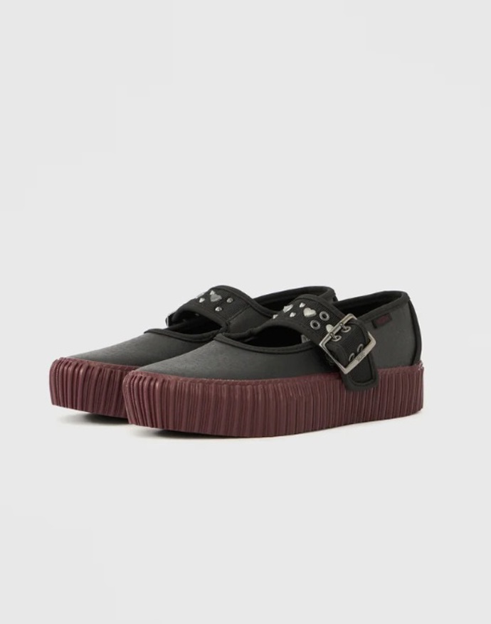 Baleríny na platformě, Vans, 1 616 Kč
