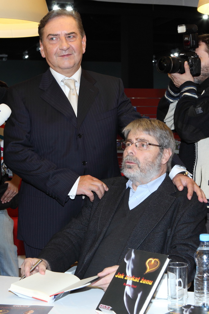 Uzel s hercem Miroslavem Donutilem
