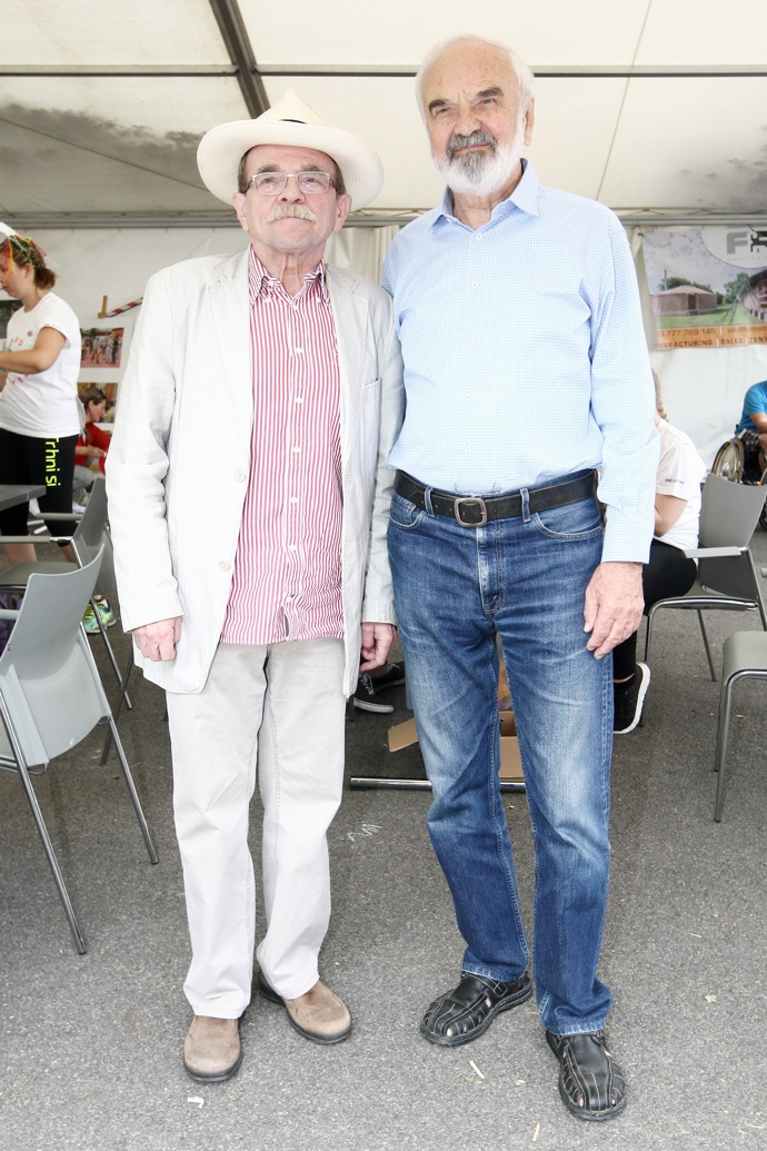 Zdeněk s Jaroslavem Uhlířem jsou nerozluční přátelé
