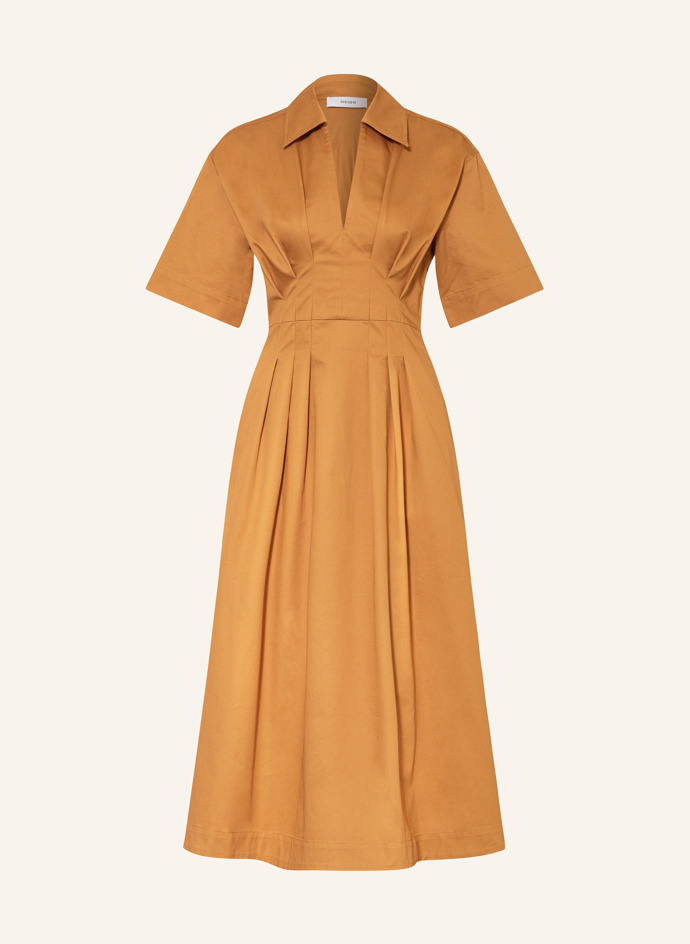 Reiss, 6130 Kč, breuninger.com
Reiss, 6130 Kč, breuninger.com