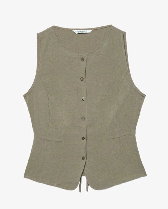 Přiléhavý top, Stradivarius, 449 Kč
