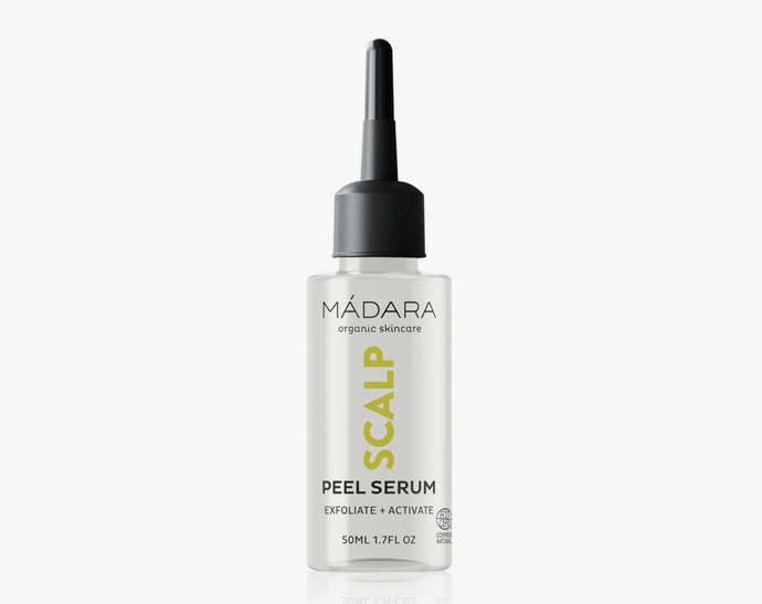 Peelingové sérum pro pokožku hlavy má jemné, ale účinné složení s kyselinou mléčnou a hyaluronovou. Pokožku vyčistí i exfoliuje, a tím vytvoří ideální prostředí pro růst krásných a kvalitních vlasů. 358 Kč
