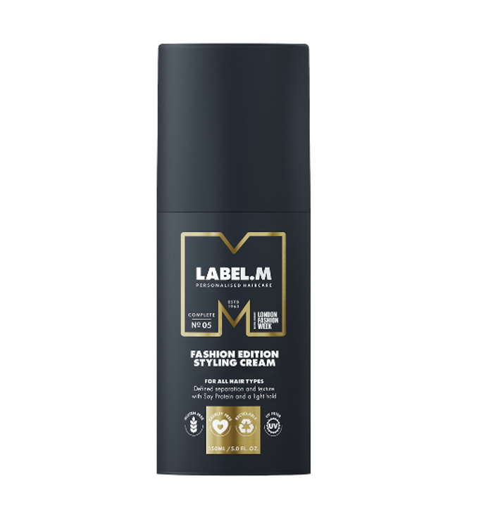 Stylingový krém, label.m, 815 Kč
Stylingový krém, label.m, 815 Kč