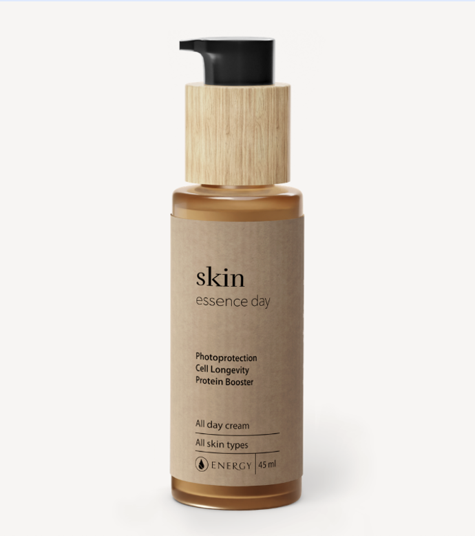  

Denní krém Skin essence day Energy Beauty, 767 Kč

Neobyčejně účinný denní krém pro každou ženu, který respektuje cirkadiální rytmy pleti a vlivy vnějšího prostředí, proto jsou účinky krému nejsilnější během dne. Svým jedinečným složením pomáhá eliminovat foto stárnutí pleti. Působí liftingově díky dlouhodobé hloubkové hydrataci pokožky a stimulaci produkce jejích vlastních peptidů.
