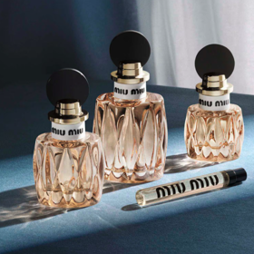 Parfemovaná voda Miutine, Miu Miu, 1 699Kč (30 ml), prodává Douglas
