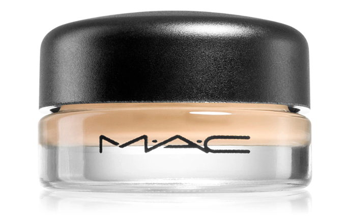Krémové oční stíny, Mac Cosmetic, 730 Kč
