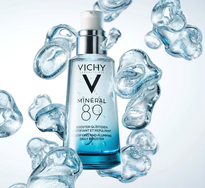 Hydratační péče pro posílení pokožky Minéral 89 Booster, Vichy, 555 Kč (50 ml), prodává Dr. Max
