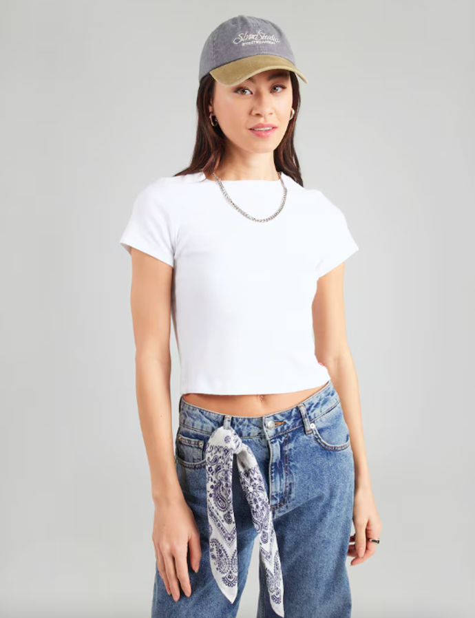 LEVI'S 619 Kč
LEVI'S 619 Kč