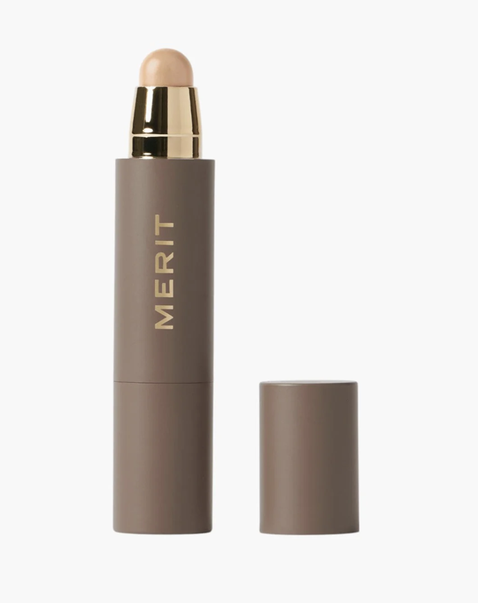 Pleťový korektor v tyčince The Minimalist, Merit, 1 080 Kč
