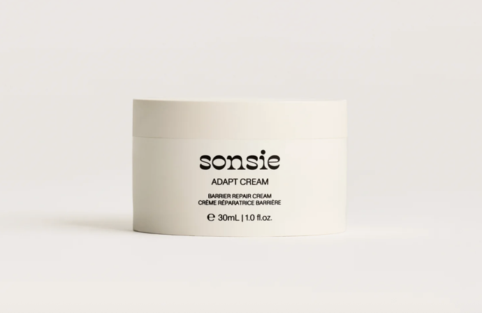 Bariérový krém proti začervenání Adapt Cream, Sonsie, 1 520 Kč (30 ml)
Bariérový krém proti začervenání Adapt Cream, Sonsie, 1 520 Kč (30 ml)