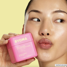 Bio-kolagenová rozjasňující pleťová maska Byoma, 540 Kč (60 ml)
Bio-kolagenová rozjasňující pleťová maska Byoma, 540 Kč (60 ml)