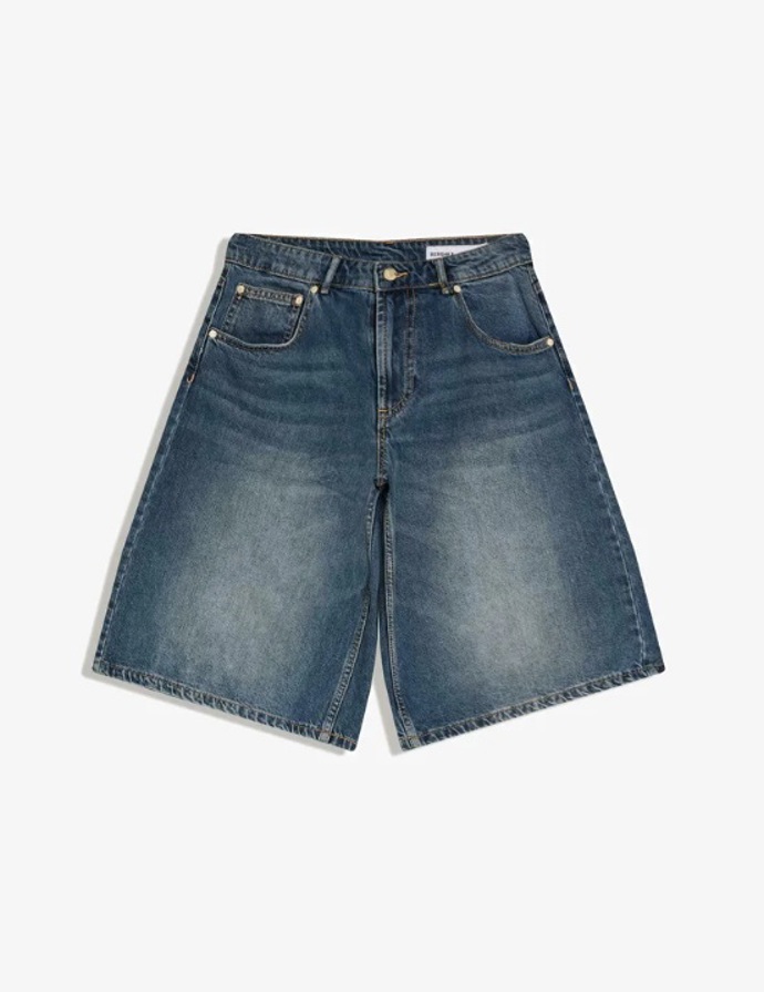 Denimové bermudy, Bershka, 699 Kč
Denimové bermudy, Bershka, 699 Kč