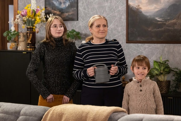 Nekonečný seriál Ulice sleduje dramatické osudy několika rodin žijících v sousedství
