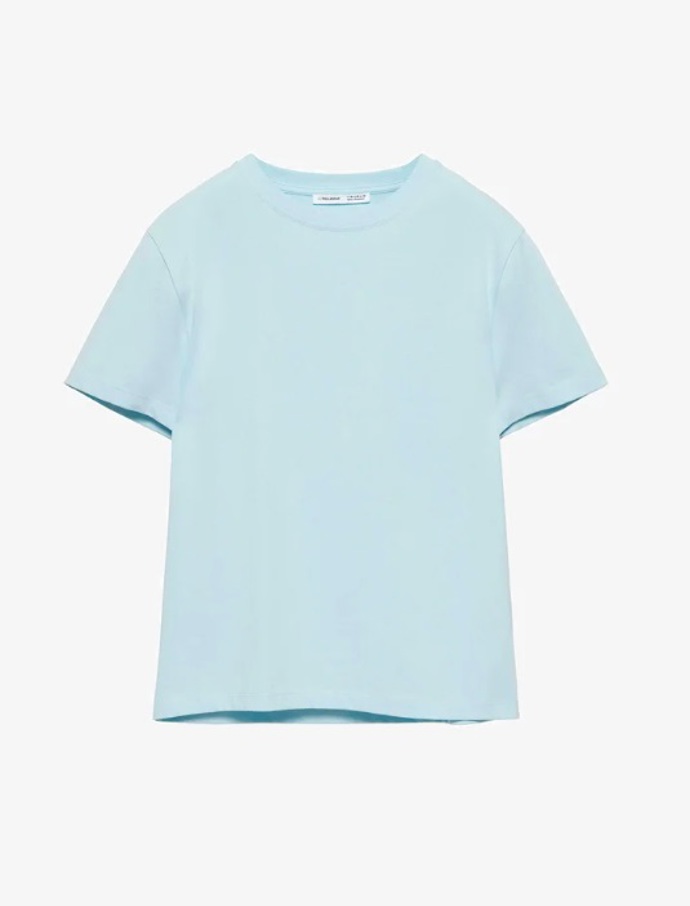 Pastelově modré tričko, Vero Moda, 370 Kč
