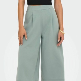 Mentolově zelené capri, JDY, 649 Kč
