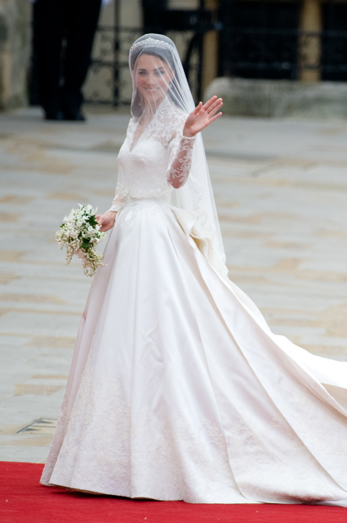 Princezna Kate oblékla šaty Alexander McQueen
