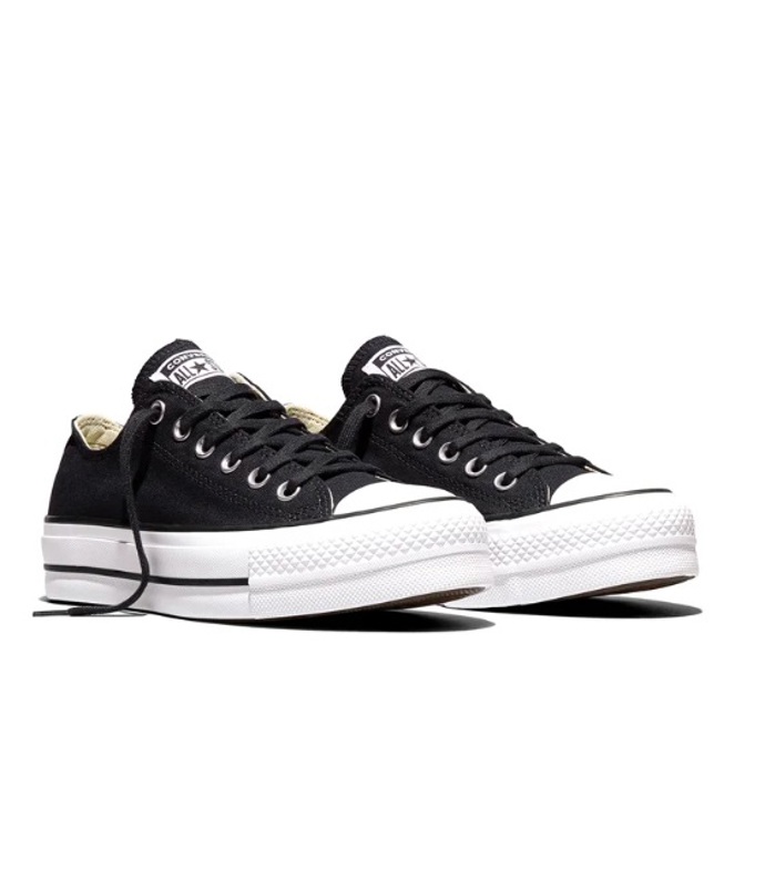 Tenisky, Converse, 1 860 Kč
