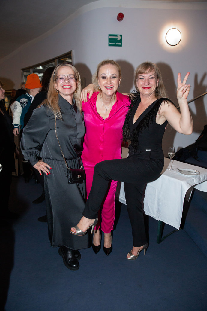 Jitka Asterová, Linda Finková a Sandra Pogodová mají vlastní pořad Sirény na cestách
Jitka Asterová, Linda Finková a Sandra Pogodová mají vlastní pořad Sirény na cestách