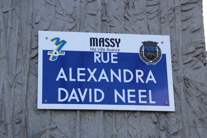 Ulice pojmenovaná podle Alexandry David-Néel
Ulice pojmenovaná podle Alexandry David-Néel
