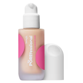 Make-up The Porefessional Foundation, Benefit, 1 260 Kč 
