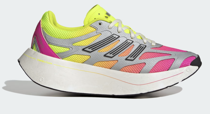 Adizero Aruku se inspirovaly rodinou Adizero, která je ikonou běžeckého světa již více než 20 let, 3900 Kč
