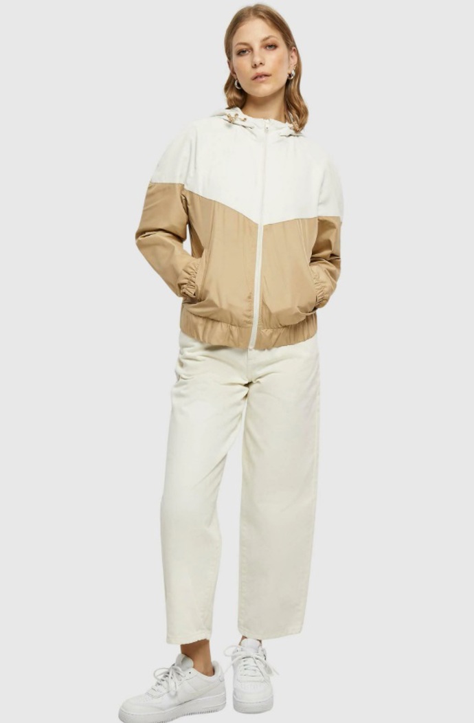 Elegantní větrovka, Urban Classics, 675 Kč
